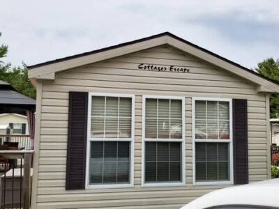 Three Bedroom Park Model @ Pioneer Point!